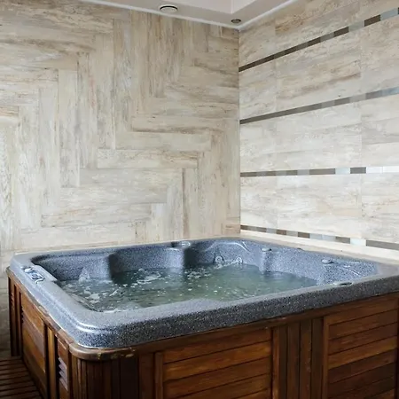 Hotel Хотел Добринище *