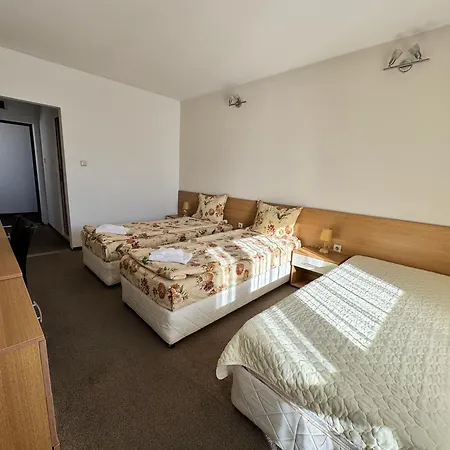 Хотел Добринище * דוברינישטה